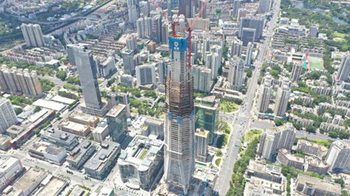 深圳在建第一高樓核心筒封頂 建筑高度388米